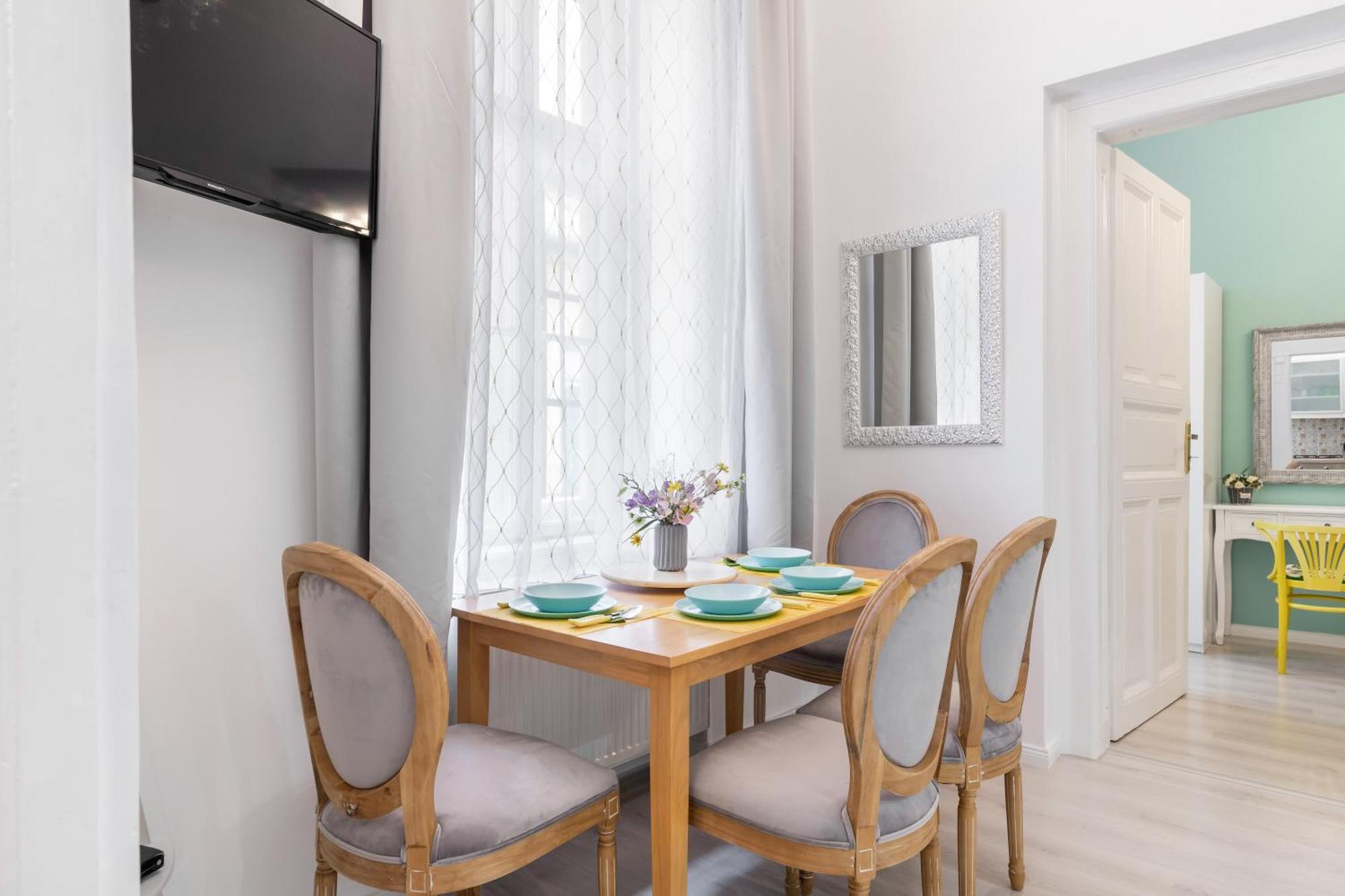 Green Apartment بودابست المظهر الخارجي الصورة